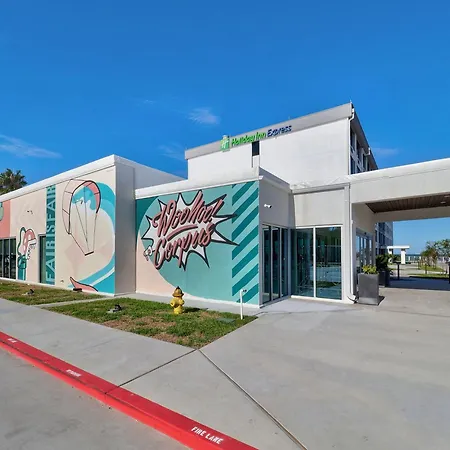 Holiday Inn Express Corpus Christi - Beachfront By Ihg-2