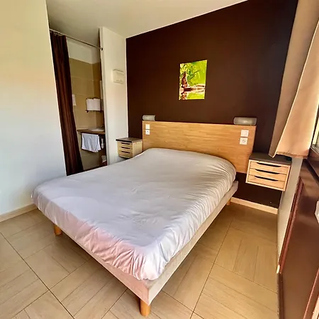 Hôtel Acajou-3