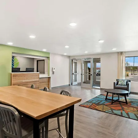 Woodspring Suites Denver Commerce City-2
