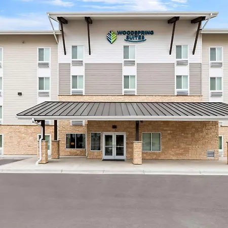 Woodspring Suites Denver Commerce City-3