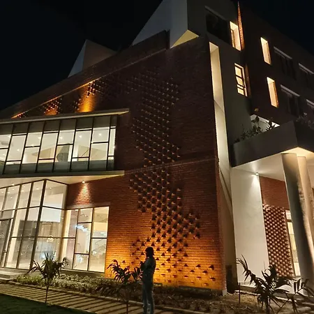 The Pearl Club Resort-2