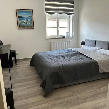 Upper-House Goldener Hirsch-3