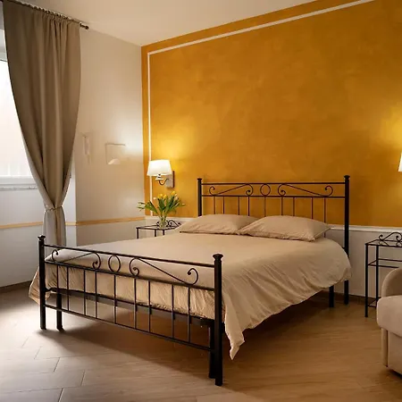 Domus Cuomo B&B-3
