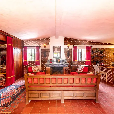Cabañas Elsa María, Cabañas para Hospedaje con Alberca y Jardín de Eventos-2