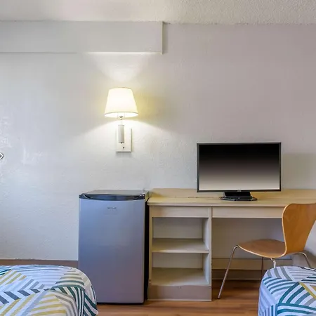 Motel 6 Hayward, Ca- Silicon Valley Gateway-2