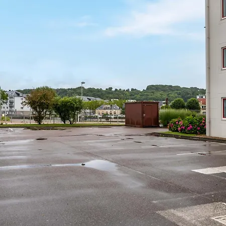 B&B HOTEL Le Havre Harfleur 2-2
