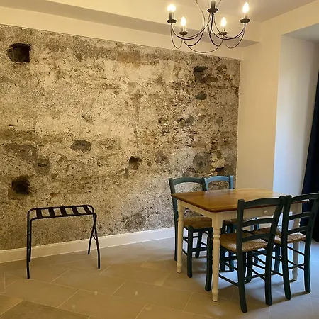 Castello D'Alcontres Guest House 3 stelle-2