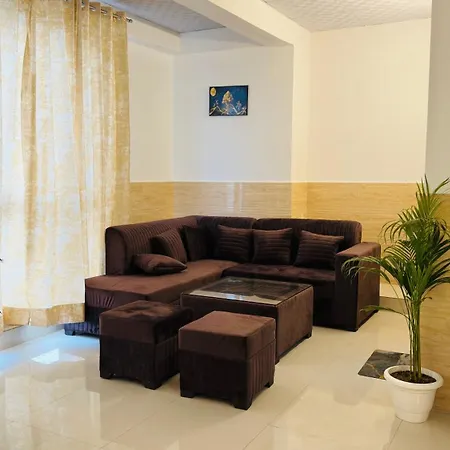 Dr White House - Noida Sector 18-3