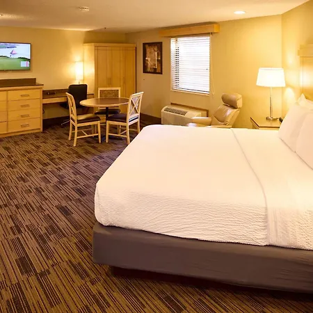 Livinn Hotel Cincinnati North/ Sharonville-2