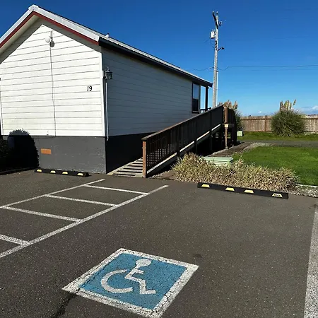 Westport Marina Cottages-3
