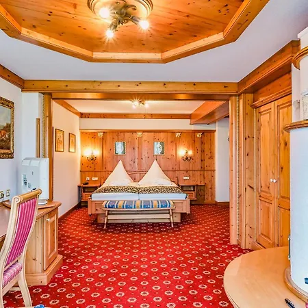 Schloss Hotel Holzrichter-2