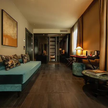 U-Visionary Venezia Hotel-3