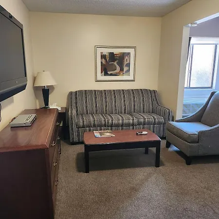 Ashley Quarters Hotel Airport-Cincinnati-2
