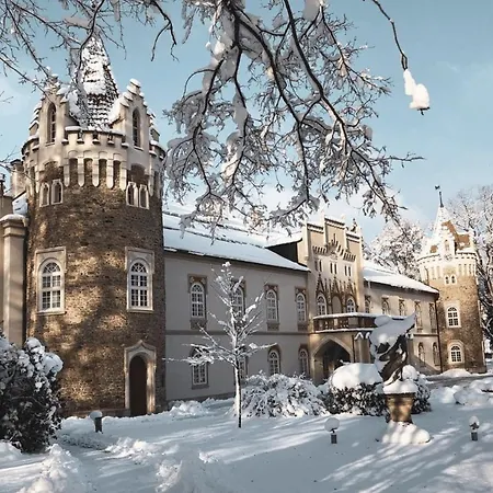 Chateau Heralec Boutique Hotel & Spa By L'Occitane-2