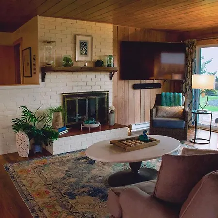 Dungeness Bay Cottages-2
