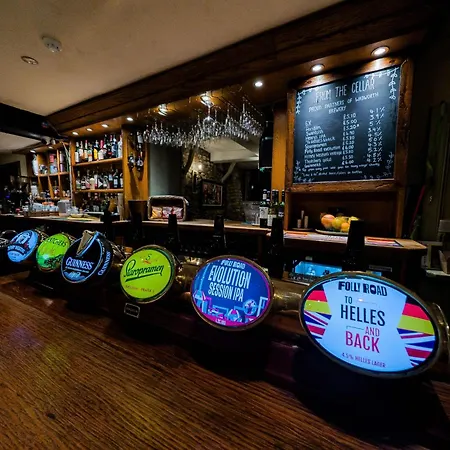 The Rose & Crown In Trent-2