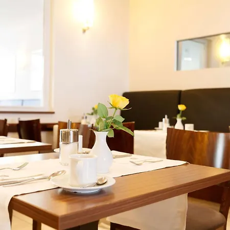 Best Western Hotel Nuernberg City West-3