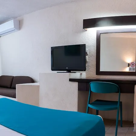 Howard Johnson By Wyndham Veracruz-2