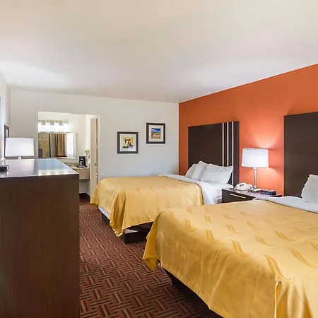 Quality Inn Amarillo I-40 East-3