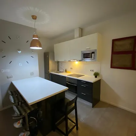 Ch Six Rooms-3
