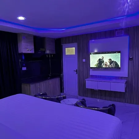 Villa Palazzo Hotel 2-3