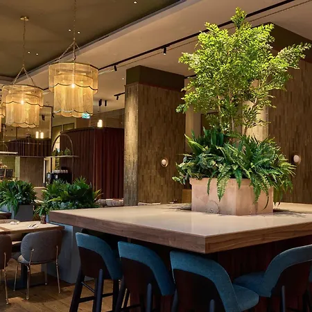 Radisson Blu Hotel Zurich Airport-3