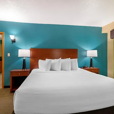 Best Western Plus Plattsburgh-2