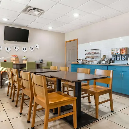 Country Inn & Suites By Radisson, Watertown, Sd-3