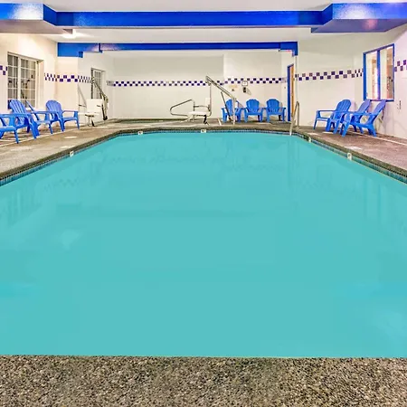 Days Inn & Suites By Wyndham Gresham-2