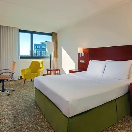 Courtyard By Marriott Duesseldorf Seestern-2