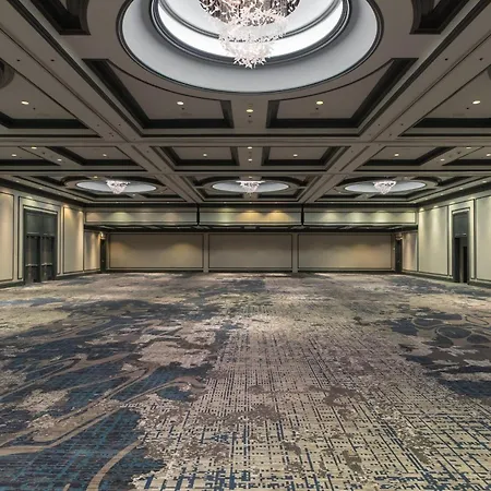 Renaissance Chicago Downtown Hotel-2