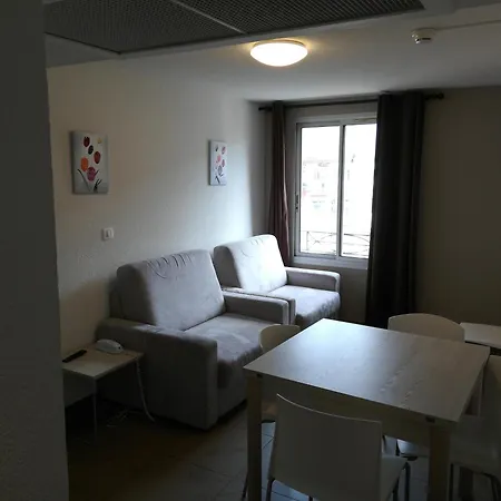 Appart'Hotel Le Pelerin-3