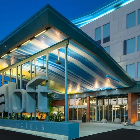 Aloft By Marriott Green Bay-3