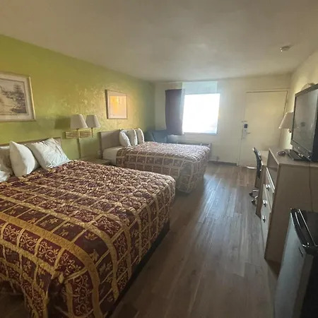 Economy Inn & Suites-2