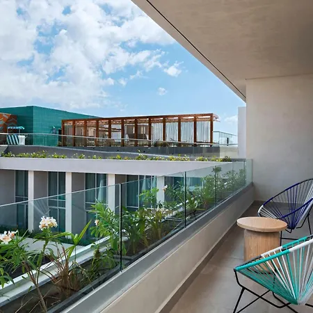 Aloft Playa del Carmen-2