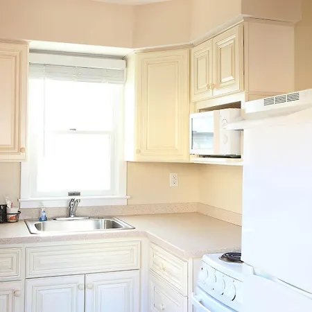 Surf Villa Apartments-3