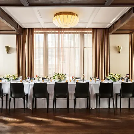 Fidelity Hotel-3