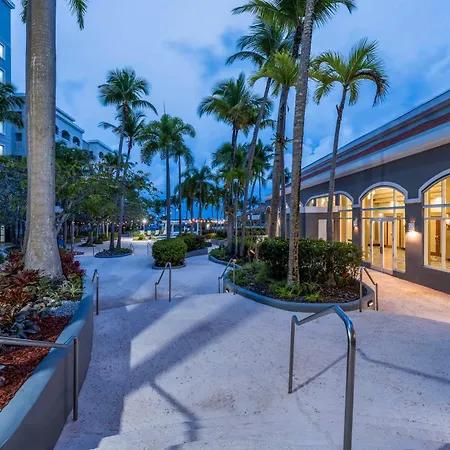 Embassy Suites By Hilton Dorado Del Mar Beach Resort-3