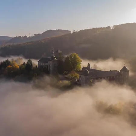 Hotel und Restaurant Burg Schnellenberg-2