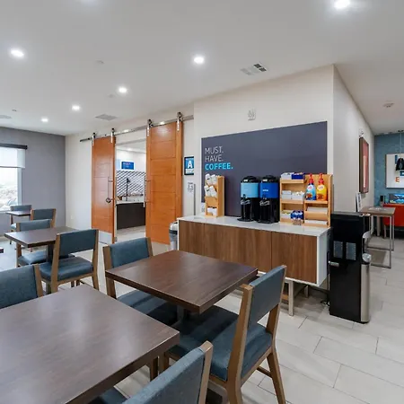 Holiday Inn Express & Suites Frazier Park By Ihg-3