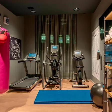 Moxy Glasgow Merchant City-2
