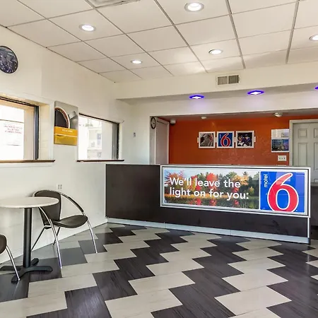 Motel 6 Elizabeth Nj Newark Liberty Intl Airport-3