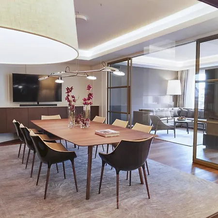 Steigenberger Hotel Hamburg-3