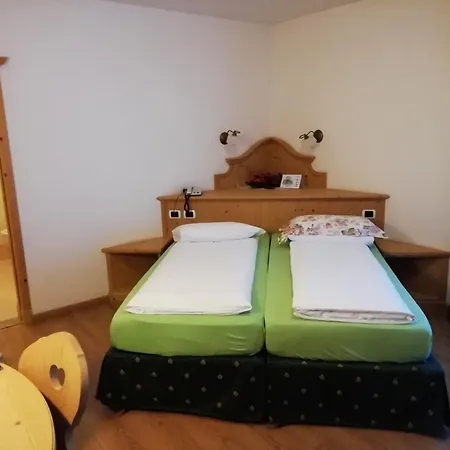 Hotel Camoscio-2