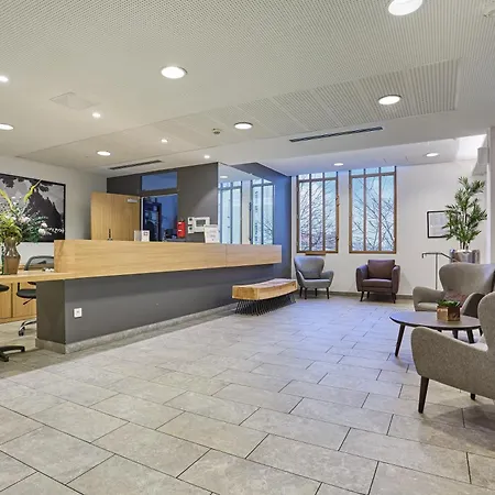 Appart'Hotel Odalys City - Paris Montmartre-3