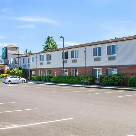 Quality Inn & Suites Longview Kelso-2