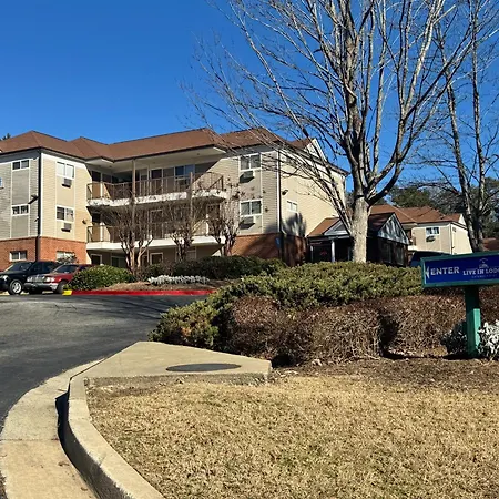 Live In Lodge Lithia Springs-3