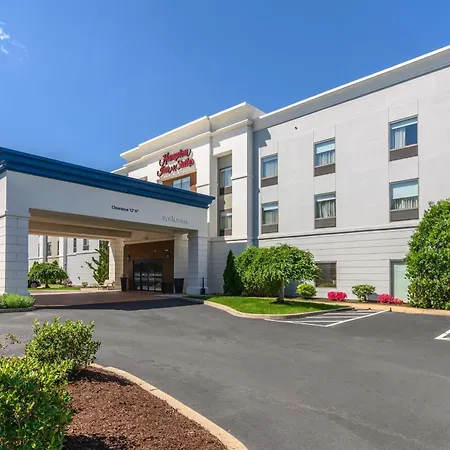 Hampton Inn & Suites Hartford-Manchester-2