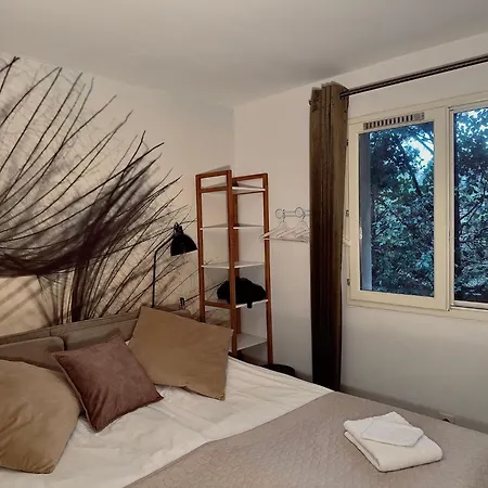 Marie Jean Chambre D'Hotes & Gite-2