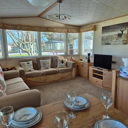 24 The Beeches Caravan Park-3